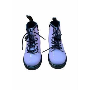 Dr. Martens 1460 8-Eye Patent Boot Pale Pink